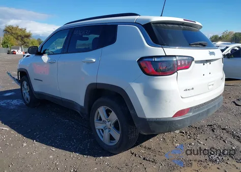 2022 Jeep Compass Latitude 4X4 из США, поврежденный, VIN 3C4NJDBB3NT176785